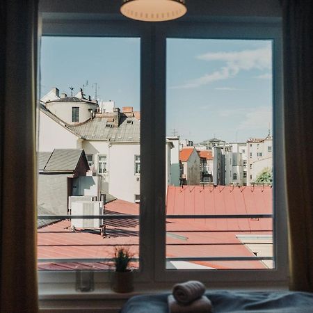 Апартаменты Beautiful New Studio, 400M From The Square Пльзень Экстерьер фото