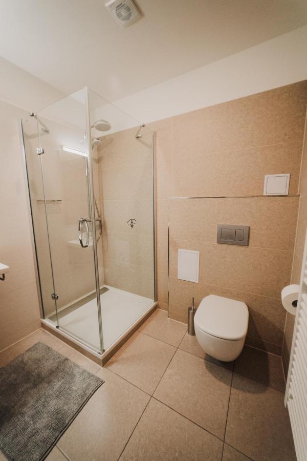 Апартаменты Beautiful New Studio, 400M From The Square Пльзень Экстерьер фото